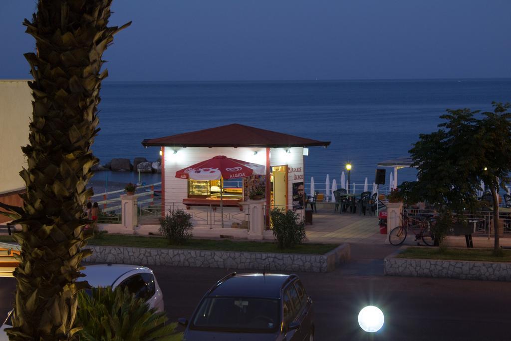 Hotel Miramare Cirò Marina Dış mekan fotoğraf