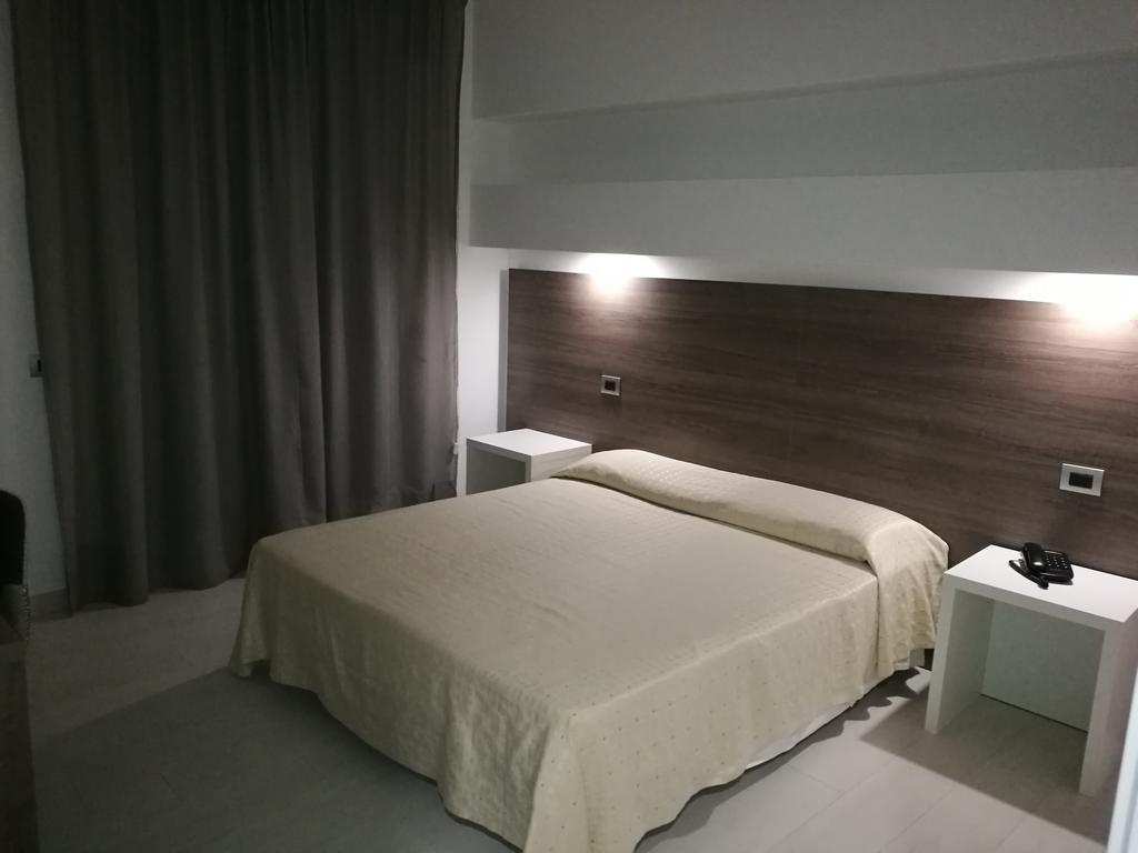 Hotel Miramare Cirò Marina Dış mekan fotoğraf