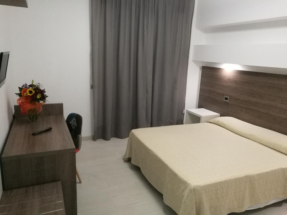 Hotel Miramare Cirò Marina Dış mekan fotoğraf